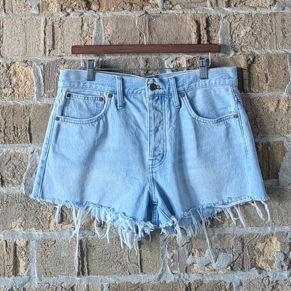 Madewell Relaxed Denim Shorts Light Wash Cutoffs Size 28 Button Fly - Picture 14 of 14